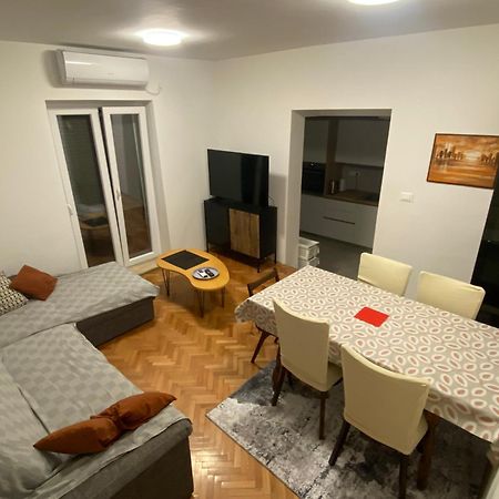 Peaceful Apartment 30 Meters From Sea Zadar Bagian luar foto