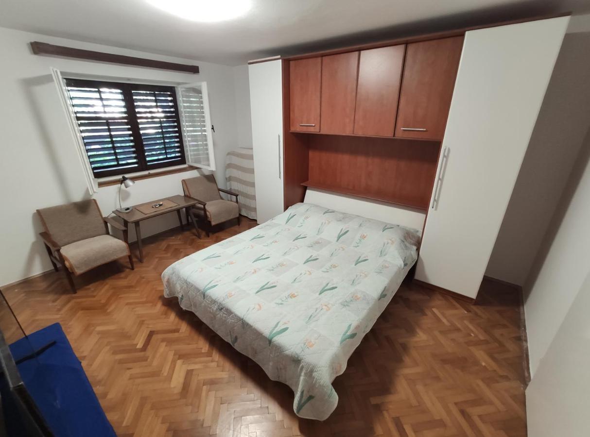 Peaceful Apartment 30 Meters From Sea Zadar Bagian luar foto
